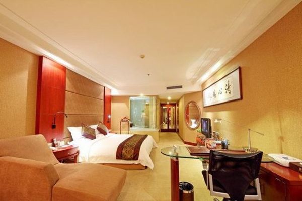 Junyu Grand Hotel (Qinhuangdao)